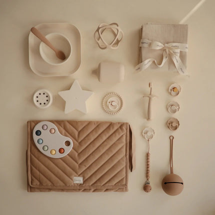 Mushie Bijtring Bal Shifting Sand koop je bij Babywinkel