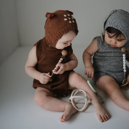 Mushie Bijtring Bal Shifting Sand koop je bij Babywinkel