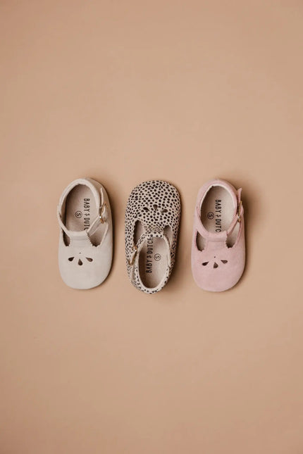 Baby Dutch Baby Schoentjes Evi Sand Suede koop je bij Babywinkel