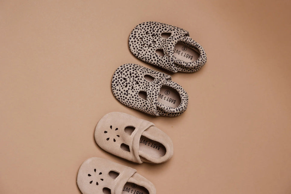 Baby Dutch Baby Schoentjes Juna Spikkel Suede koop je bij Babywinkel