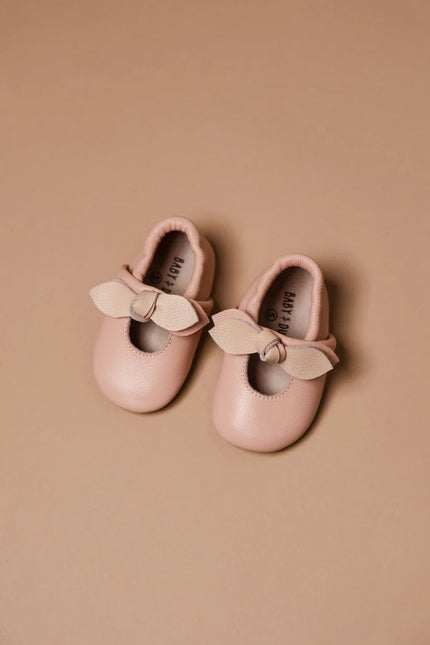 Baby Dutch Baby Schoentjes Lilly Roze Suede koop je bij Babywinkel