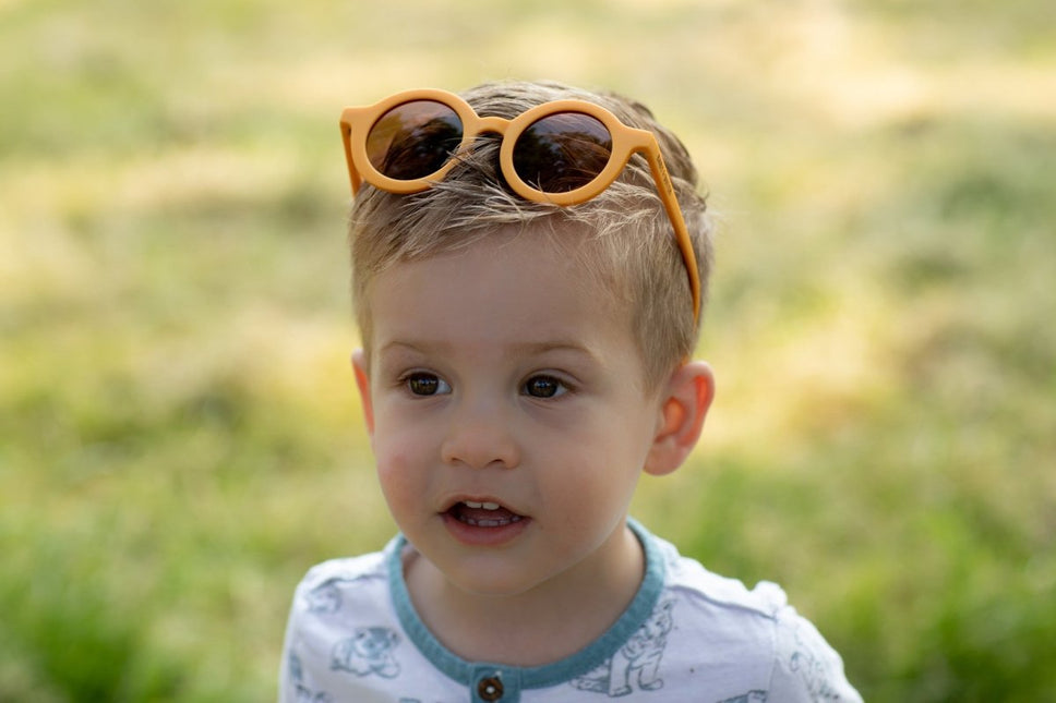 Baby Dutch Baby Zonnebril Geel koop je bij Babywinkel