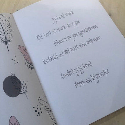 Babyboek zachtgroen - Babywinkel - 9789083164861
