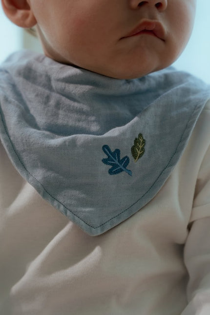 Little Dutch Slabbetje Bandana Pure Denim Blue 2St koop je bij Babywinkel