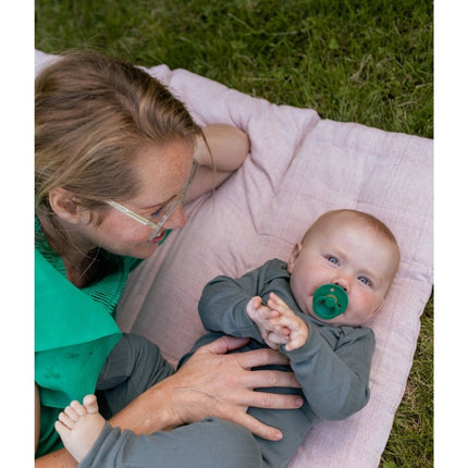 BIBS Speen Maat 2 Latex Evergreen - BIBS - Babywinkel - 5713795237067