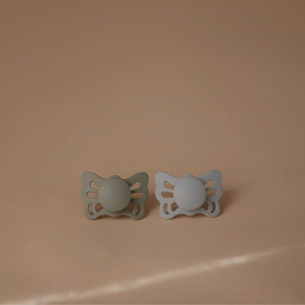 Frigg Speen Maat 1 Butterfly Sage/Powder Blue Silicone 2 - Pack - Frigg - Babywinkel - 5715239022017