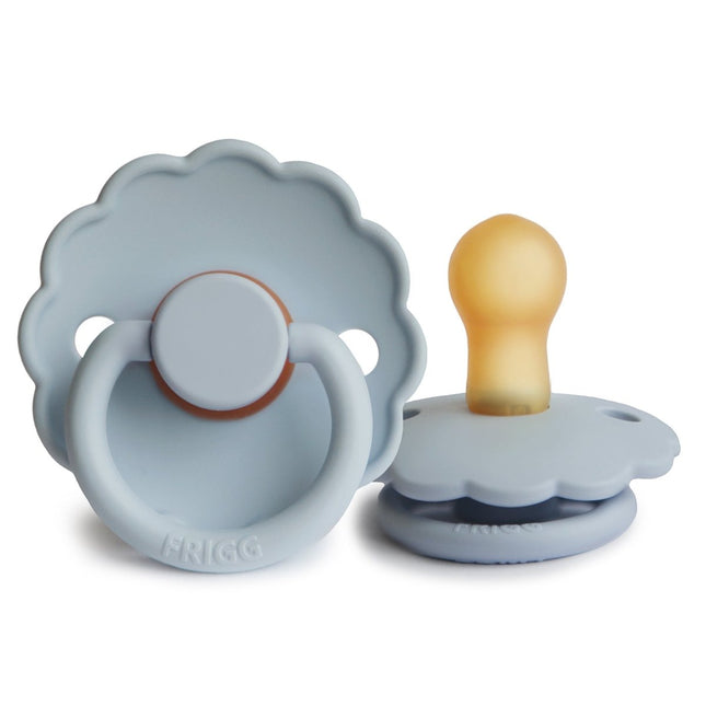 Frigg Speen Maat 2 Daisy Powder Blue Latex - Frigg - Babywinkel - 5715239222288