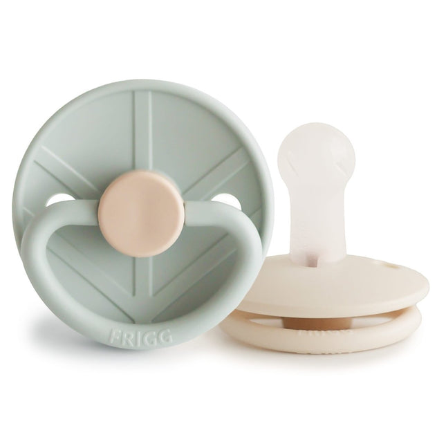 Frigg Speen Maat 2 Little Viking Sage/Cream Silicone 2St koop je bij Babywinkel