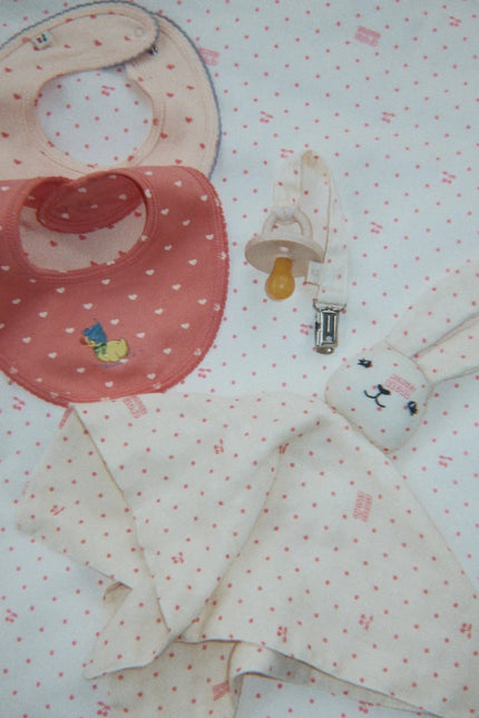 Konges Sløjd Slabbetje Coeur Lantana/Teddy Coeur 2St koop je bij Babywinkel