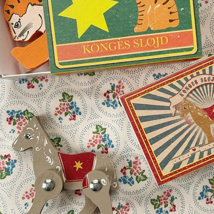 Konges Sløjd Tiger Matchbox koop je bij Babywinkel