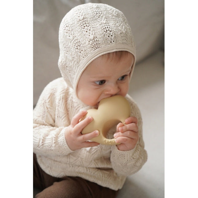 Konges Slojd Bijtring Borsten Creamy White 10cm koop je bij Babywinkel