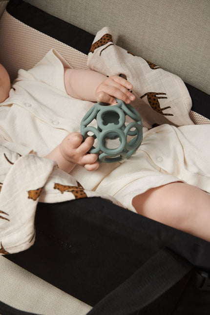 Liewood Bijtring Jasmin Peppermint Bal koop je bij Babywinkel