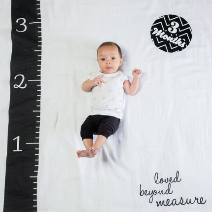 Lulujo Baby's First Year swaddle & cards set 100% katoen Loved beyond measure - Lulujo - Babywinkel - 628233455802