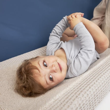Meyco Baby Wafel Teddy Aankleedkussenhoes Greige 50x70cm - Meyco - Babywinkel - 4054703219494