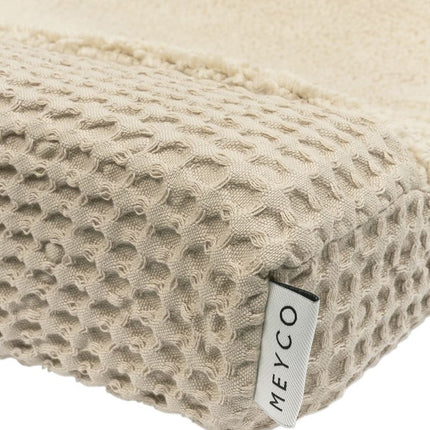 Meyco Baby Wafel Teddy Aankleedkussenhoes Sand 50x70cm - Meyco - Babywinkel - 4054703219333