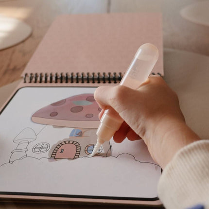 Mushie - Herbruikbaar Water Kleurboek Fairies koop je bij Babywinkel