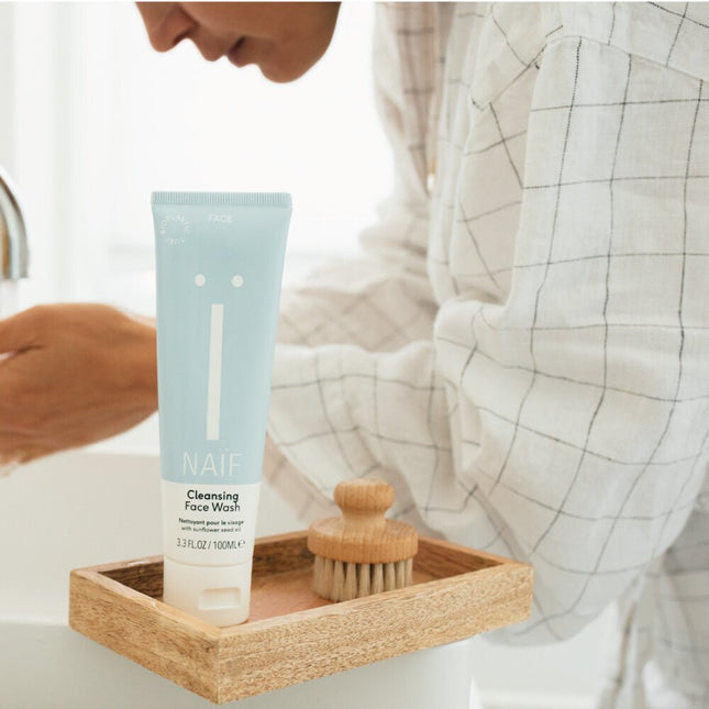 Naif Face Wash 100ml - Naif - Babywinkel - 8719325317640