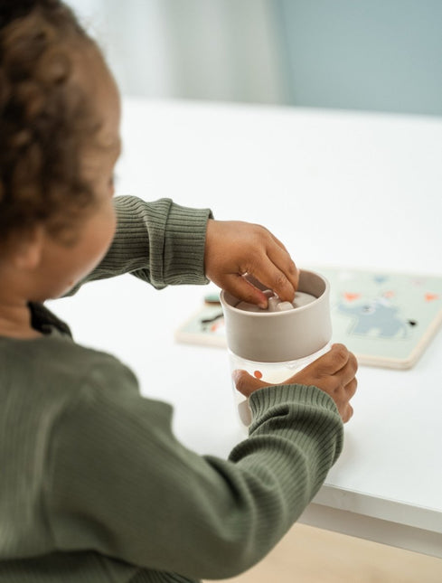 Oefenbeker 360° Celebration Sand koop je bij Babywinkel