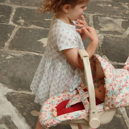 Poppen autostoeltje Vienna koop je bij Babywinkel