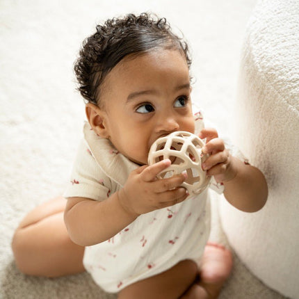 Speelbal oud roze/warm linen - 2 - pack koop je bij Babywinkel