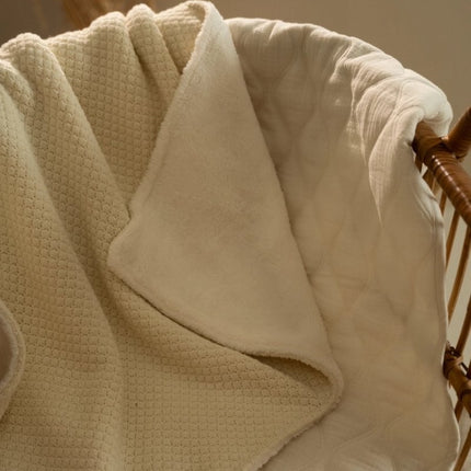 Wiegdeken gebreid - Pure Soft White - Babywinkel - 8721122584590